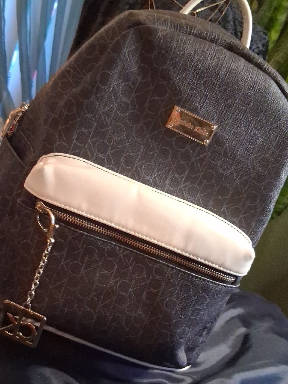 Calvin Klein Monogram Black Backpack with White Leather Accent Pocket. Nwot - Picture 10 of 13